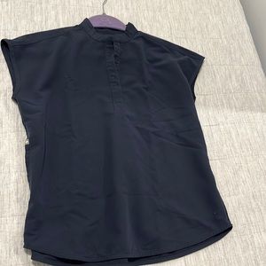 Figs Rafaela oversized gray scrub top XXS.